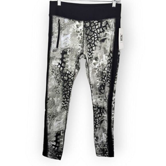 Ki Pro Performance Legging in Rooted Print size Medium - Picture 1 of 6